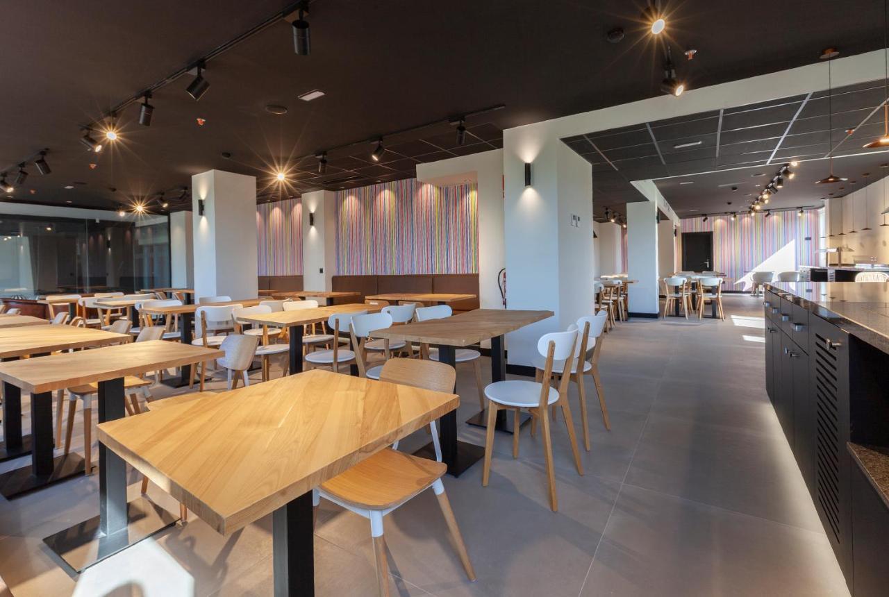 Vertice Roomspace Guest house Madrid