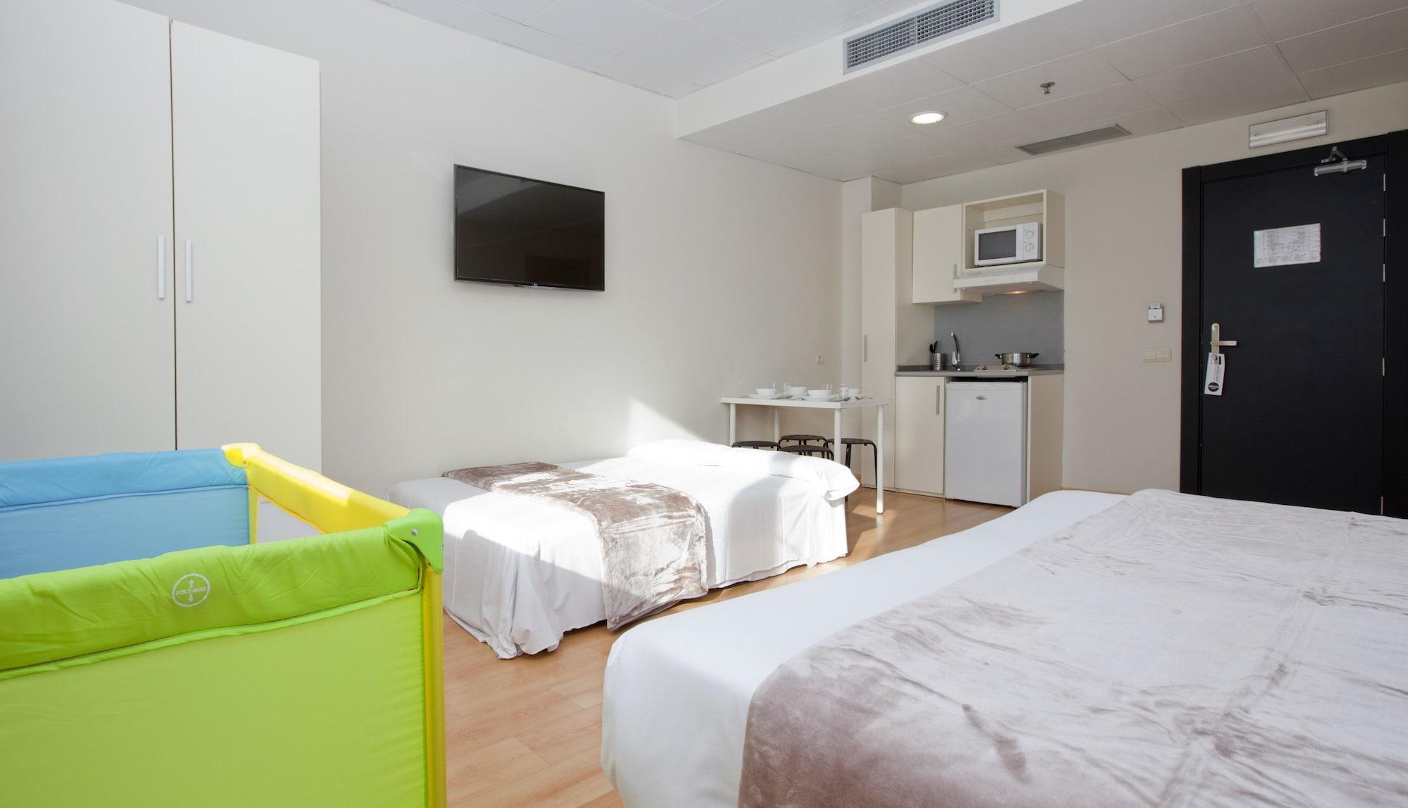 Pensión Vértice Roomspace 3*
